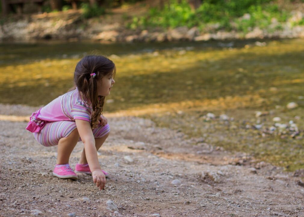 Throwing rocks